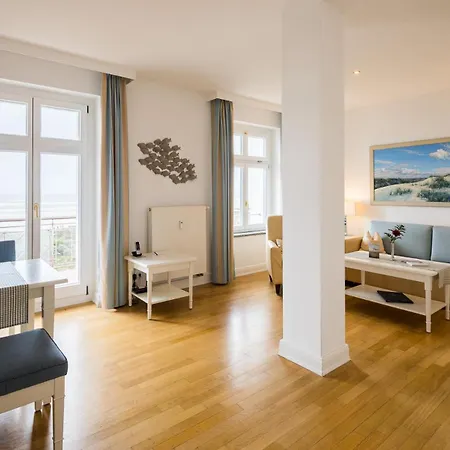 Strandhotel Kurhaus Juist-3